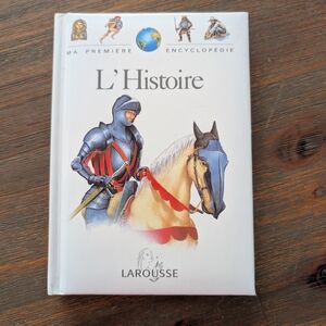 L'Histoire Kids Encyclopedia - White & Blue
